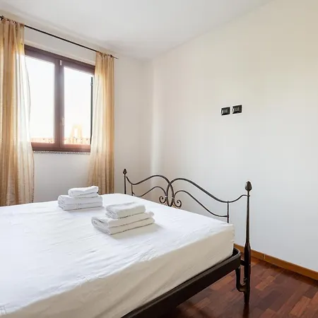 Апартаменты With Balcony Nearby M3 Subway Yellow Line